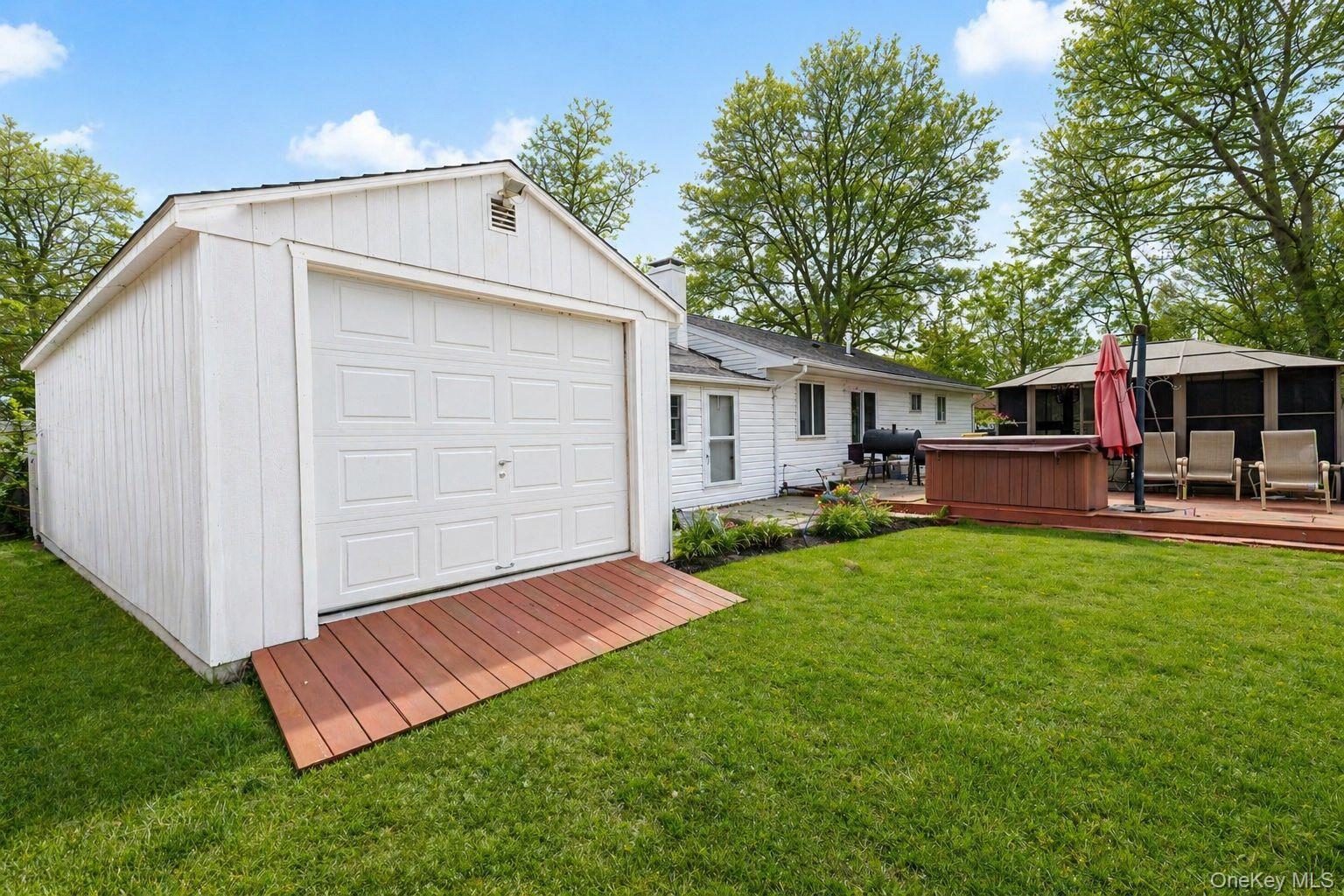 Single Family Seaford Road  Suffolk County, NY 11951, MLS-980986-19