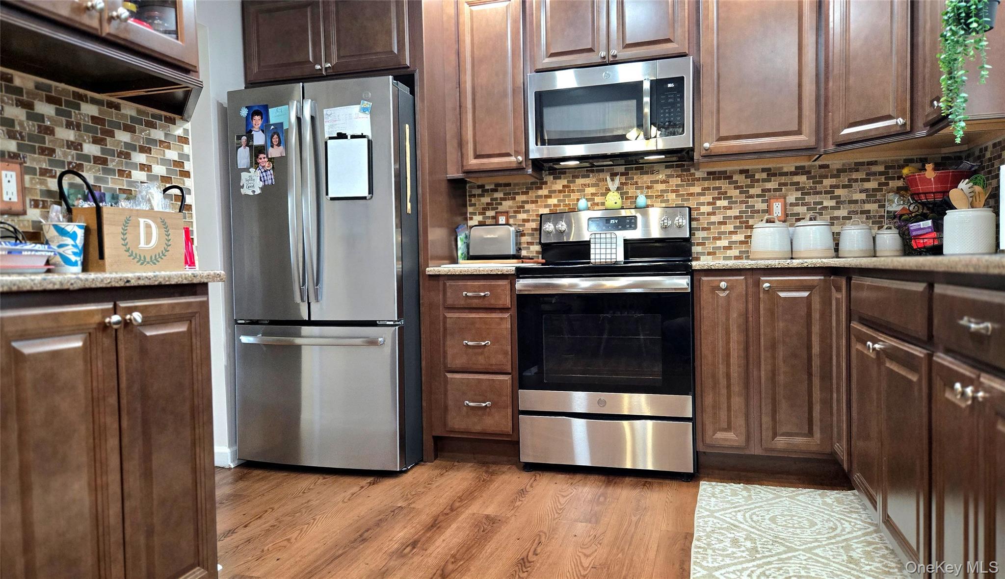Single Family Meadow Court Dutchess County, NY 12580, MLS-980993-10