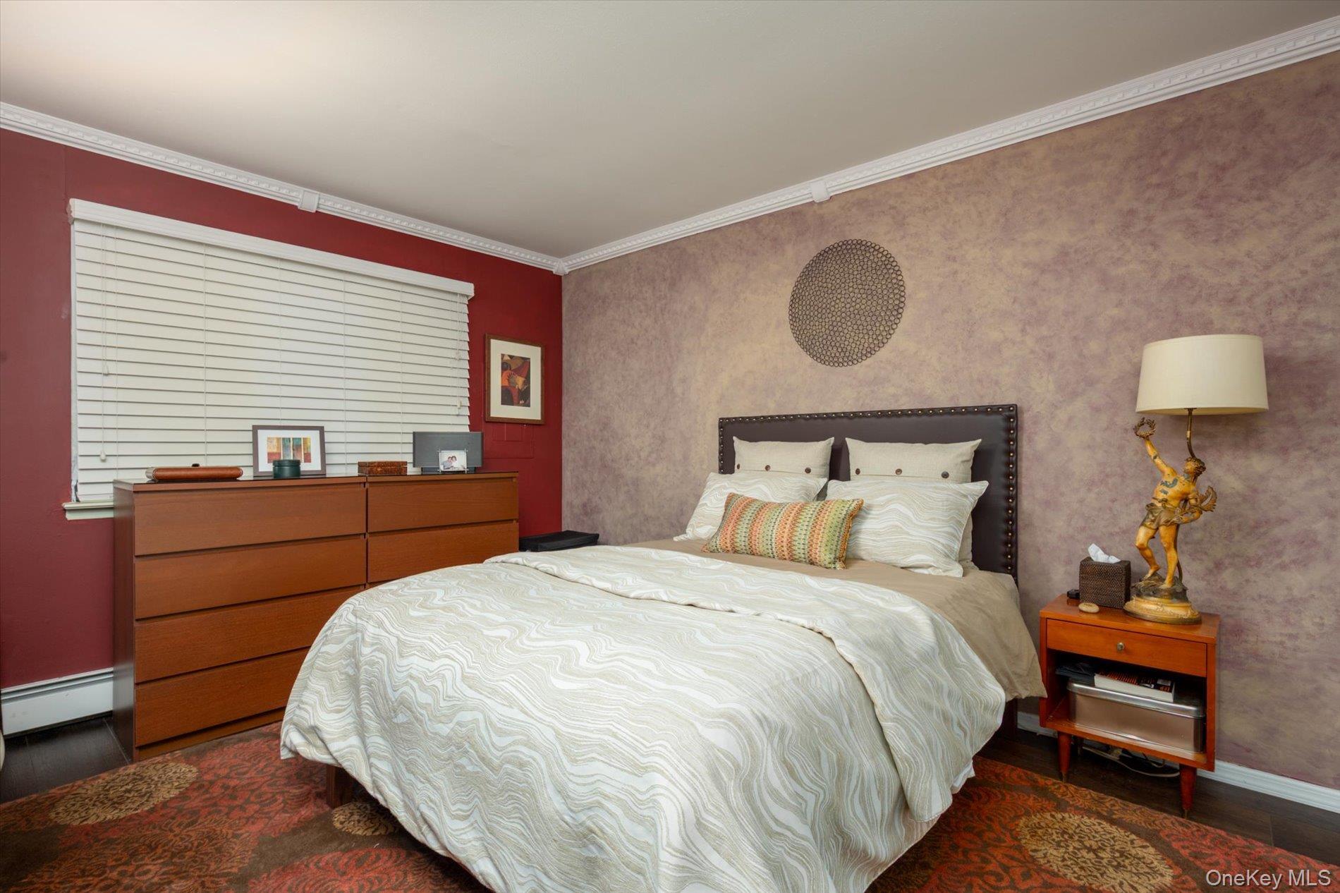 Condo Greenmeadow  Suffolk County, NY 11729, MLS-981002-9