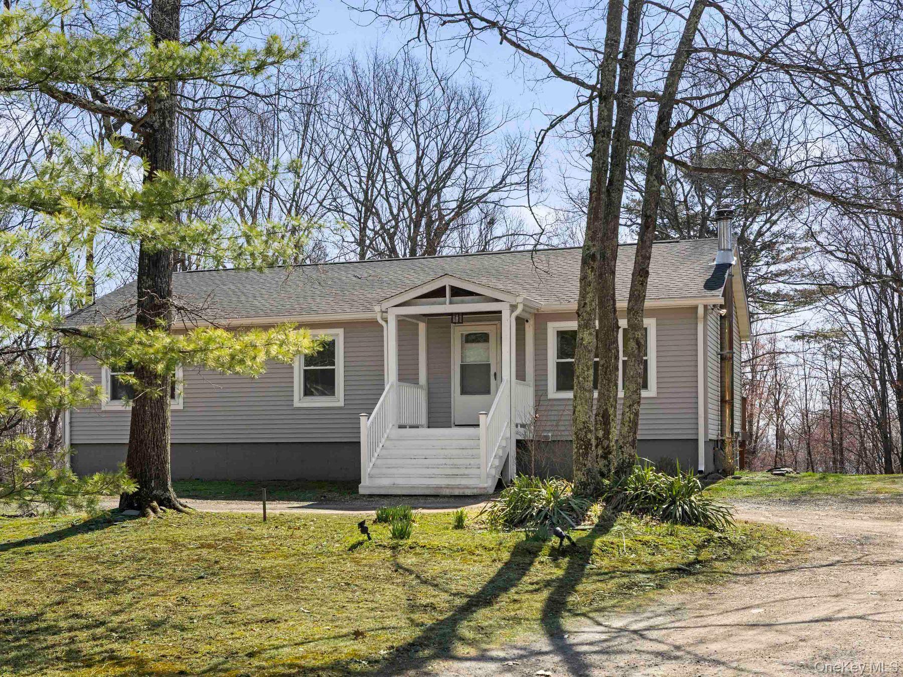Single Family in Rochester - Ridgeview  Ulster County, NY 12446