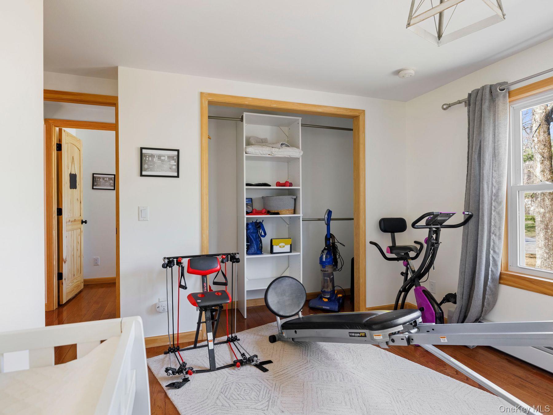 Single Family Ridgeview  Ulster County, NY 12446, MLS-981023-18