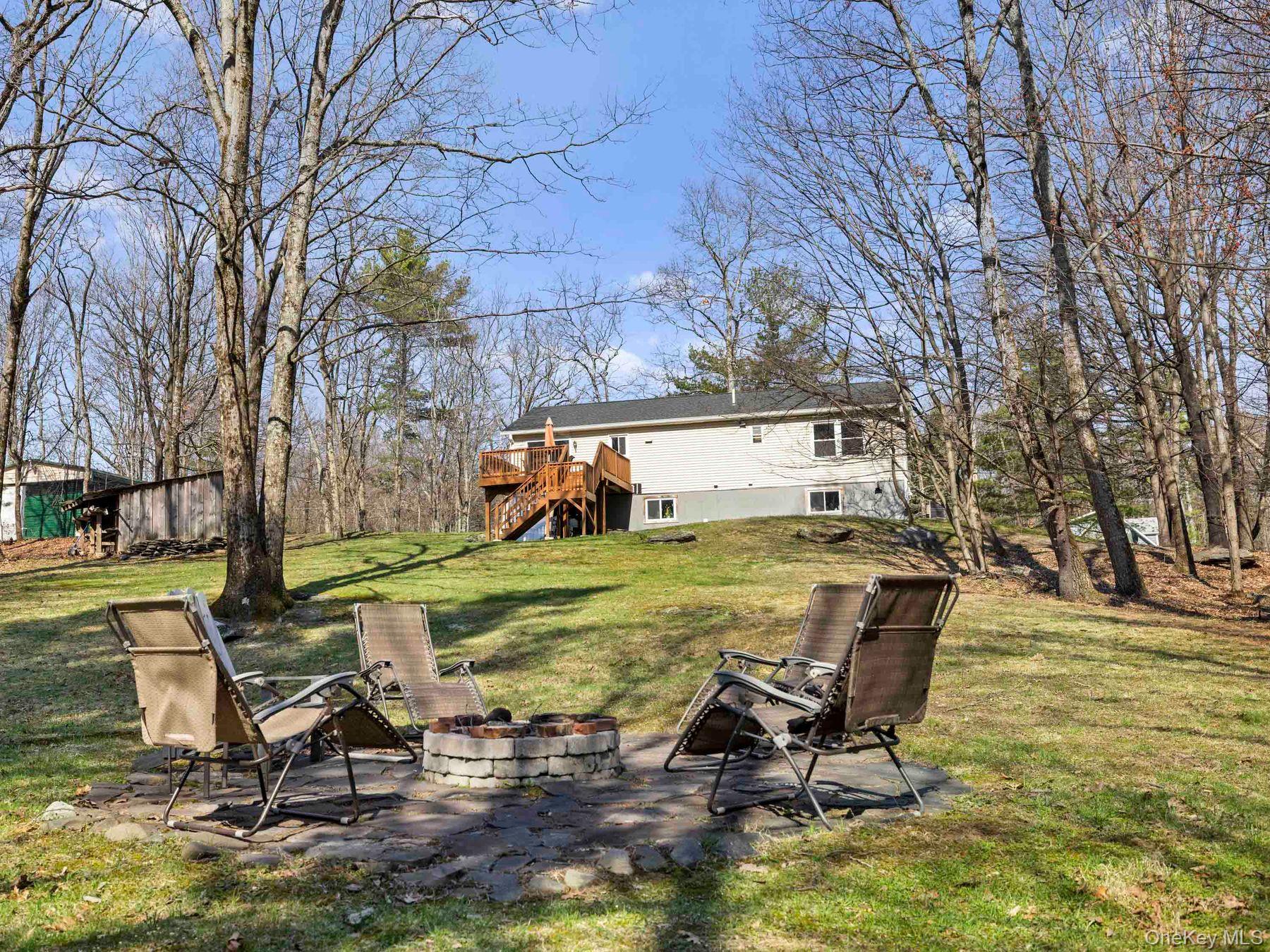 Single Family Ridgeview  Ulster County, NY 12446, MLS-981023-32