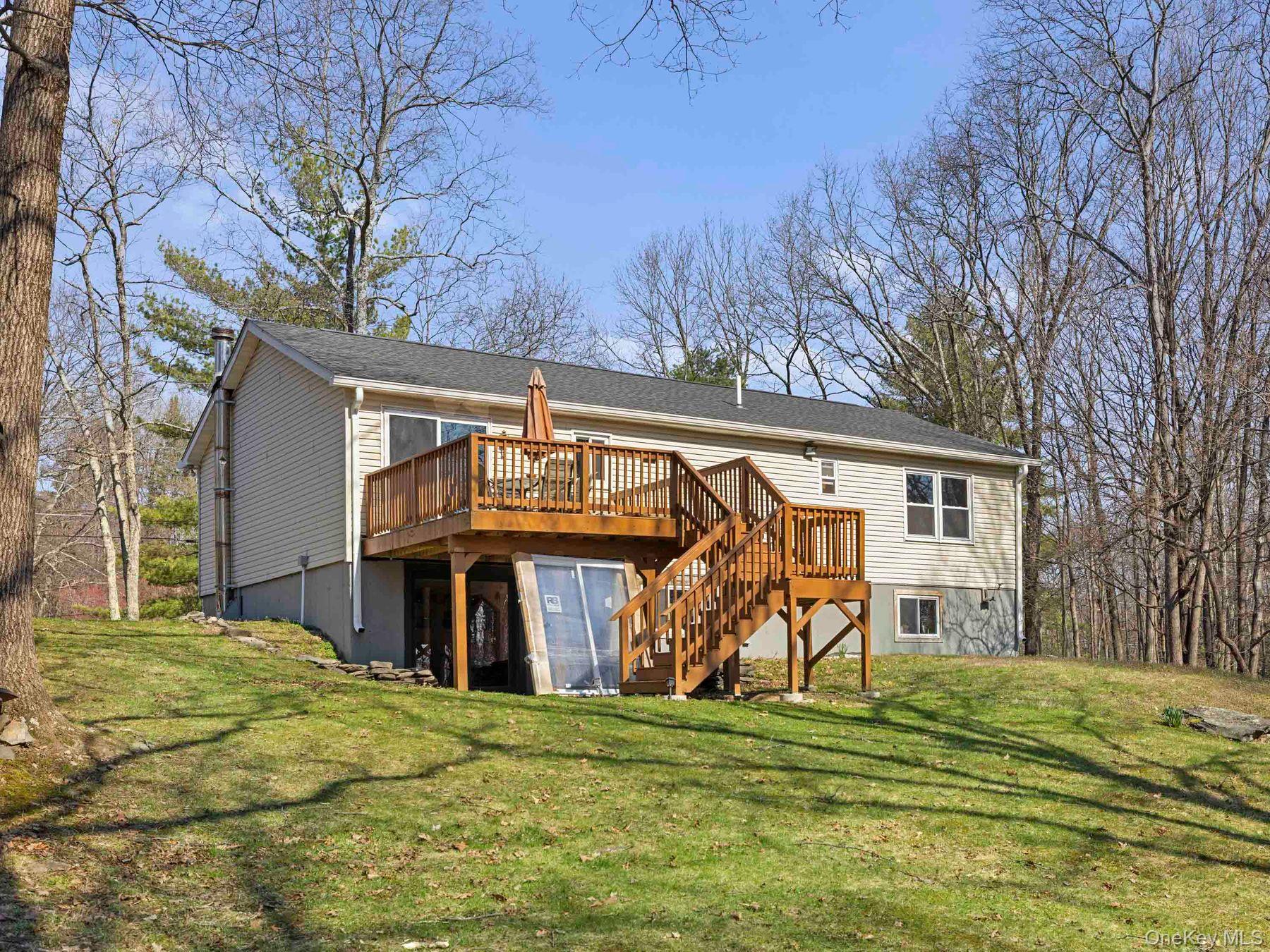 Single Family Ridgeview  Ulster County, NY 12446, MLS-981023-34