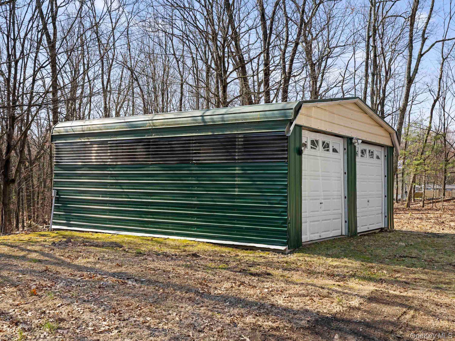 Single Family Ridgeview  Ulster County, NY 12446, MLS-981023-35