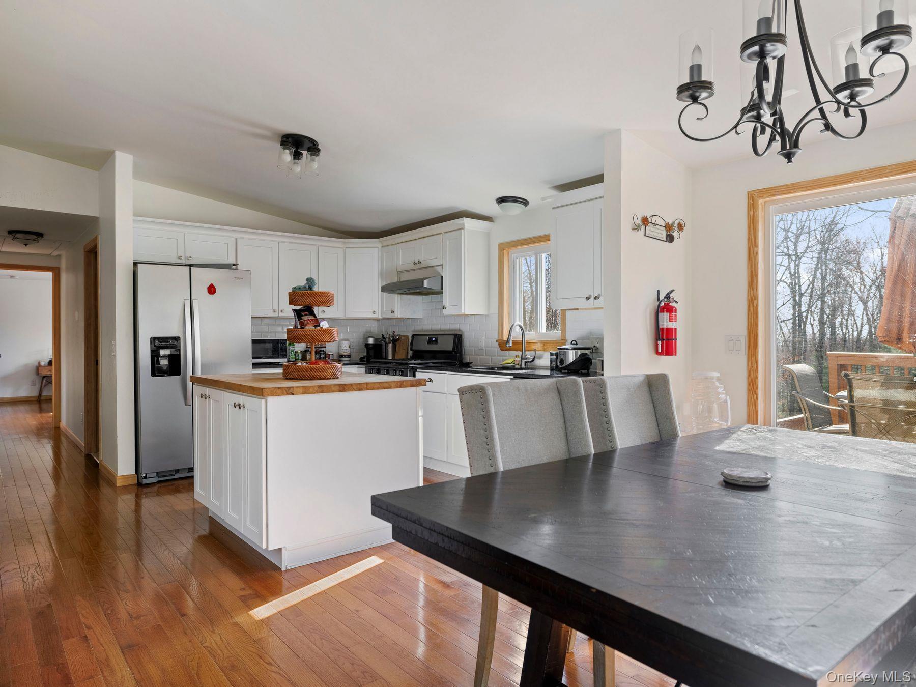 Single Family Ridgeview  Ulster County, NY 12446, MLS-981023-9