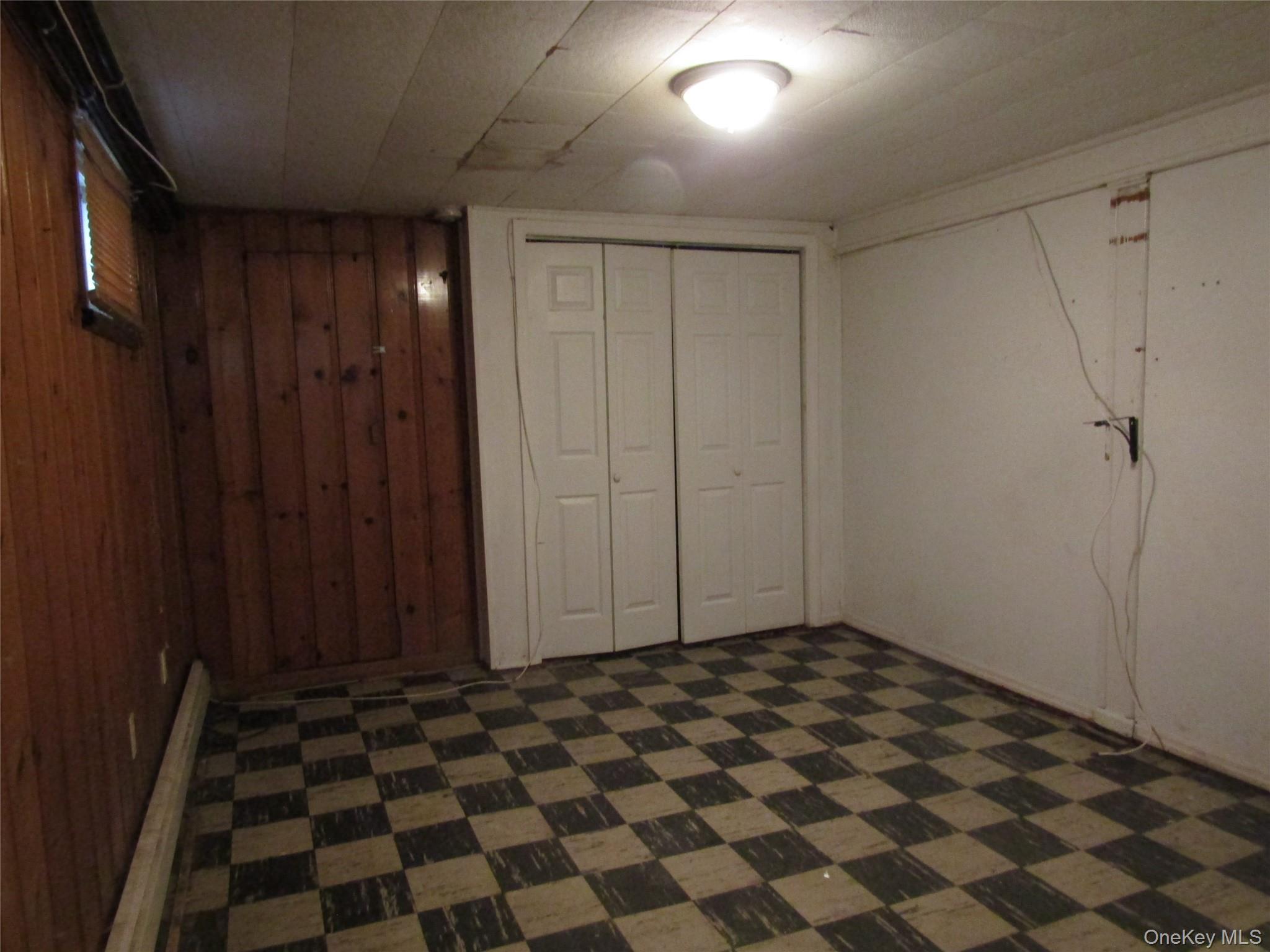 Single Family Ruth Nassau County, NY 11563, MLS-981027-13