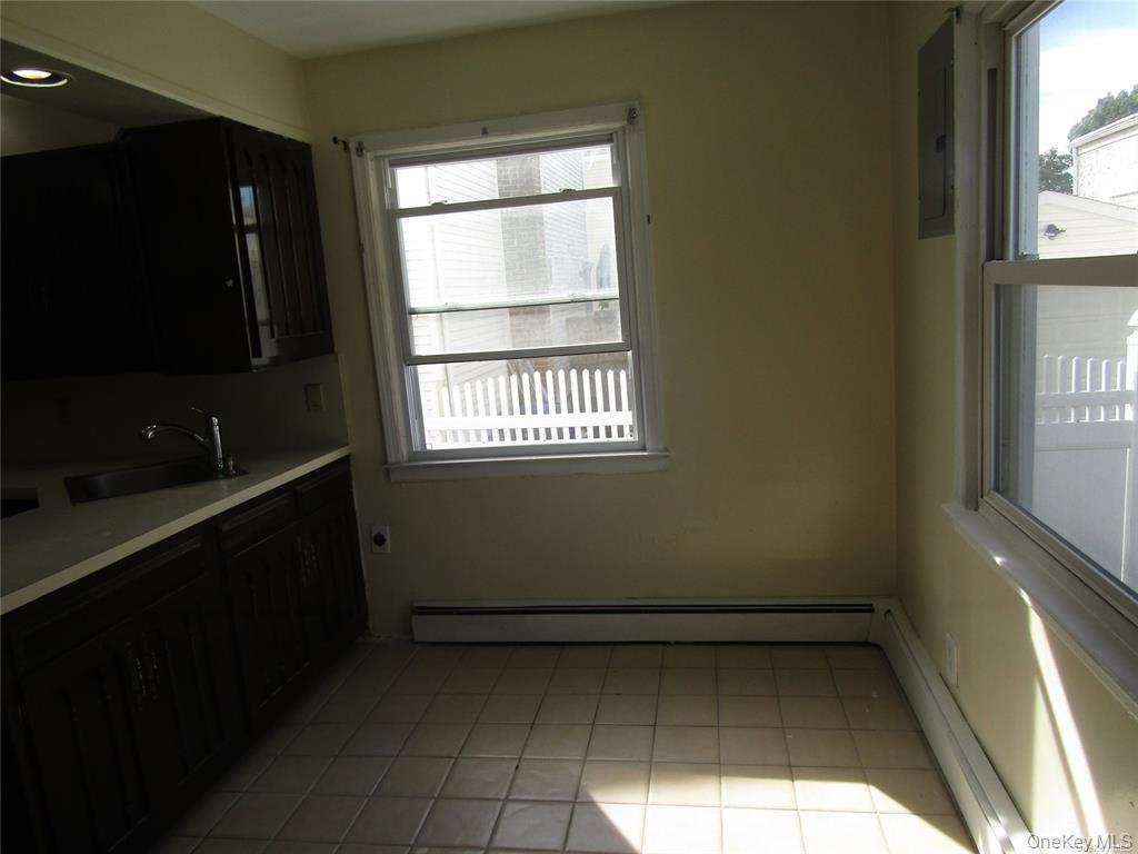 Single Family Ruth Nassau County, NY 11563, MLS-981027-6