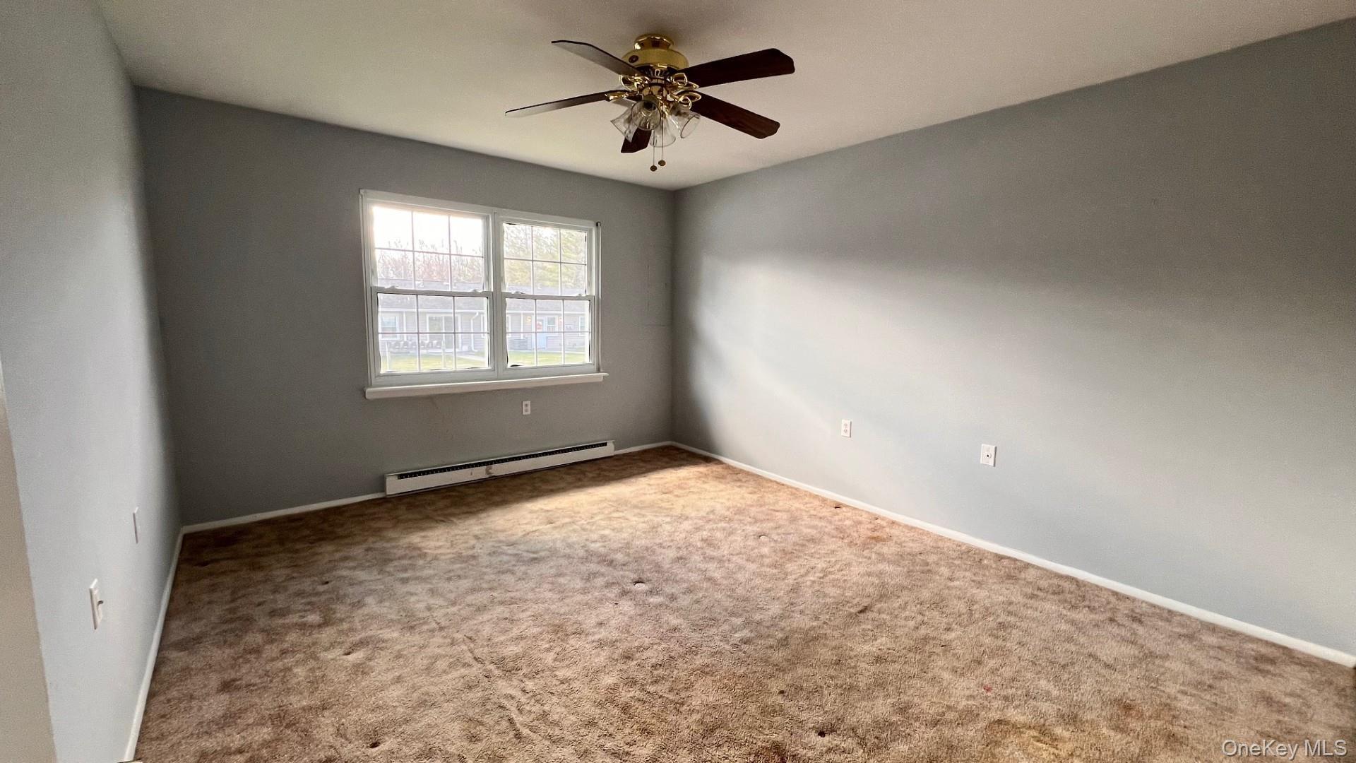 Condo Berwick  Suffolk County, NY 11961, MLS-981030-10