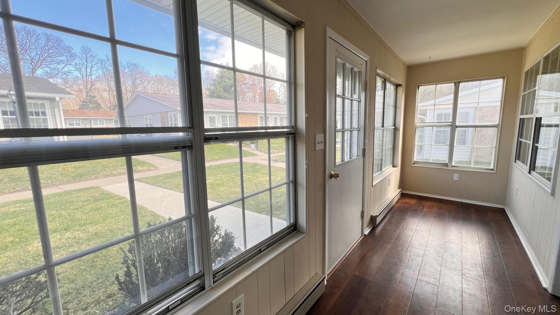 Condo Berwick  Suffolk County, NY 11961, MLS-981030-3