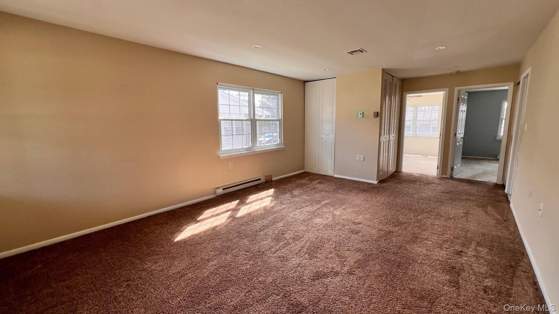 Condo Berwick  Suffolk County, NY 11961, MLS-981030-5