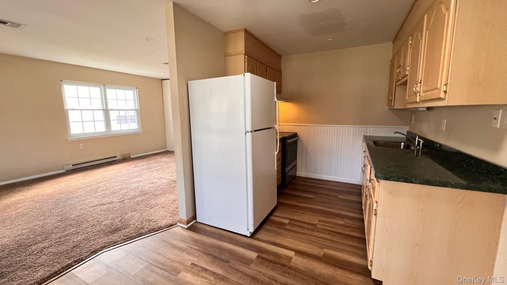 Condo Berwick  Suffolk County, NY 11961, MLS-981030-7