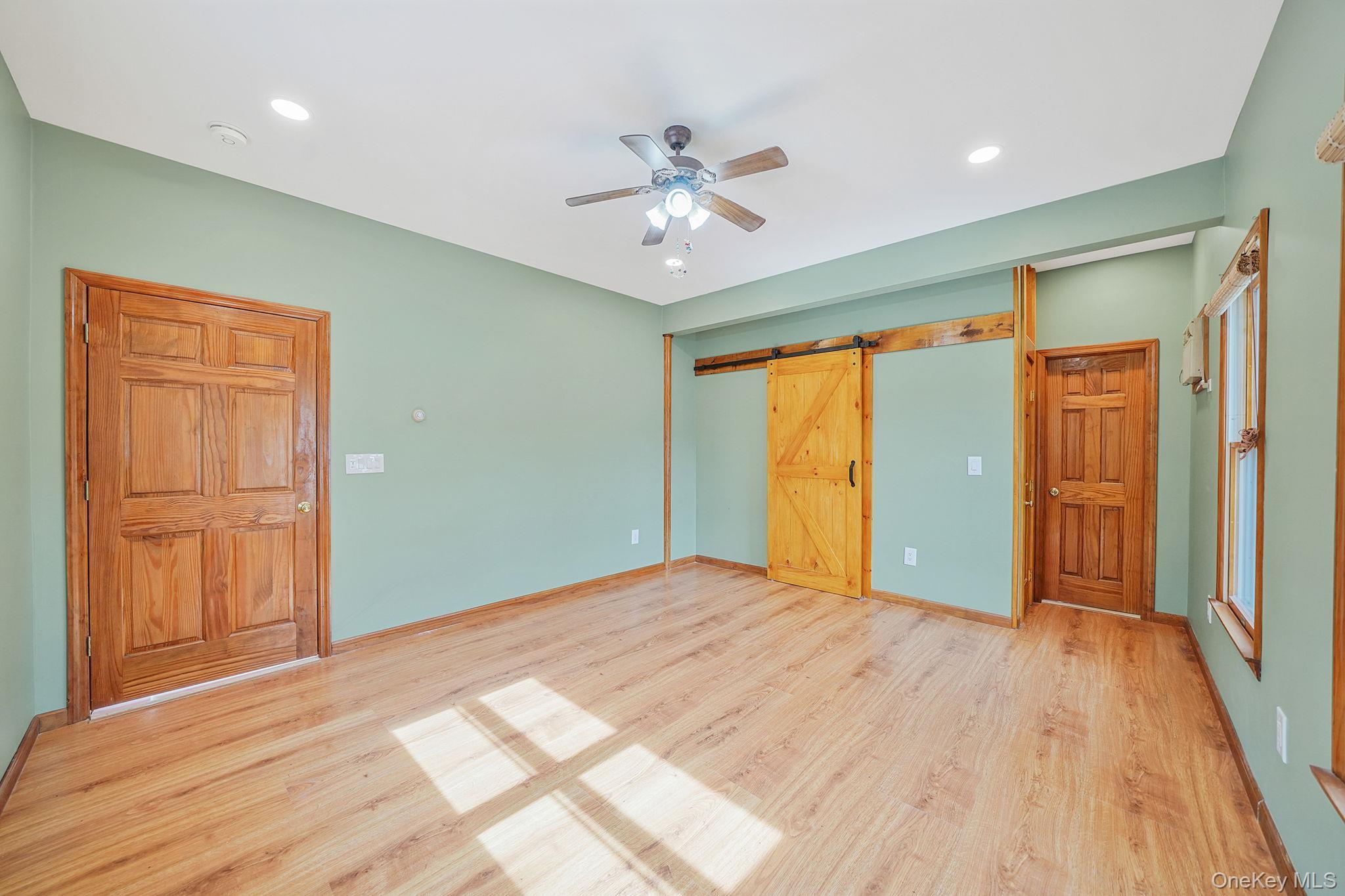 Single Family Bokel  Suffolk County, NY 11779, MLS-981031-8