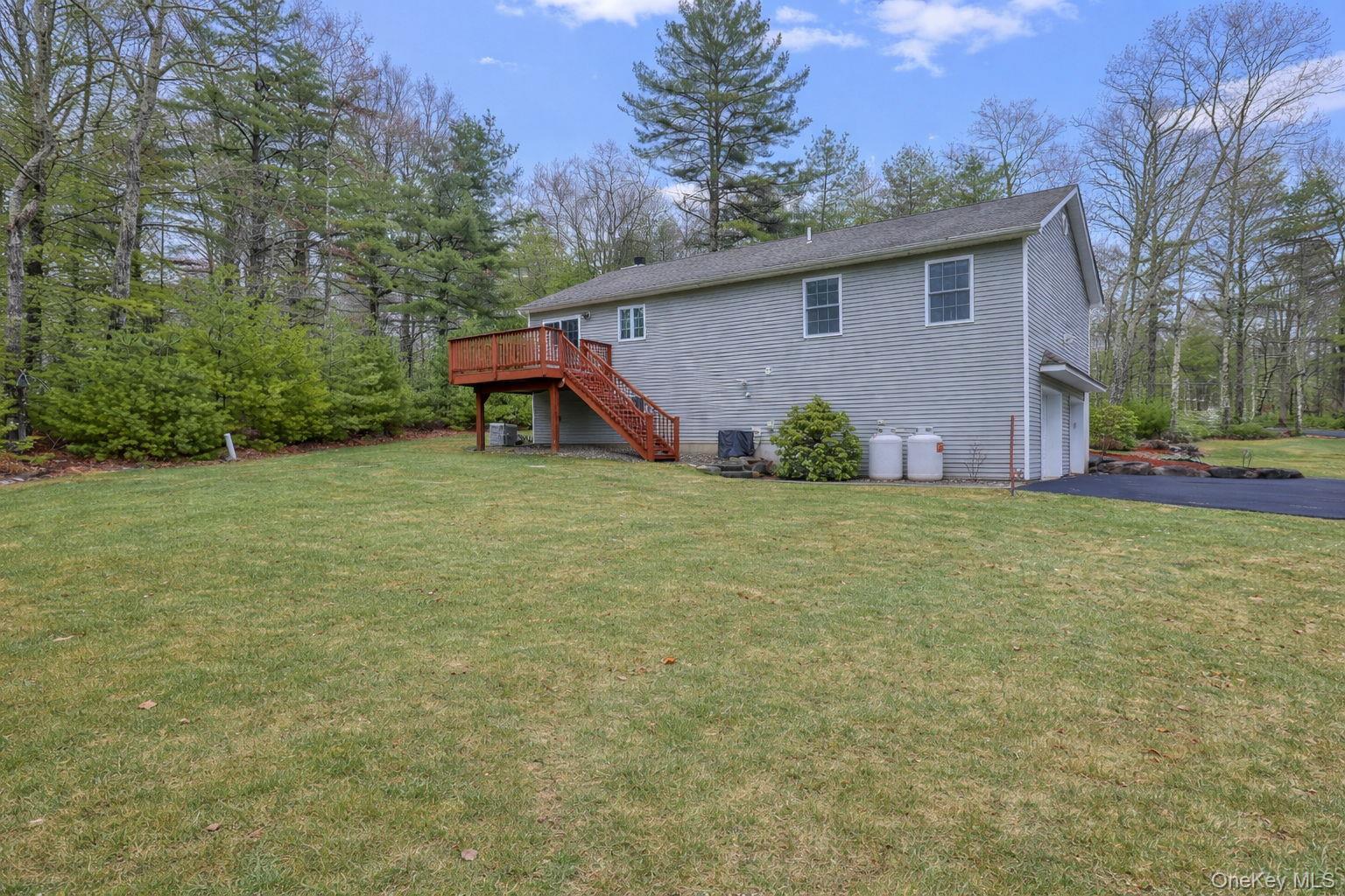 Single Family Forestburgh  Sullivan County, NY 12737, MLS-981037-30