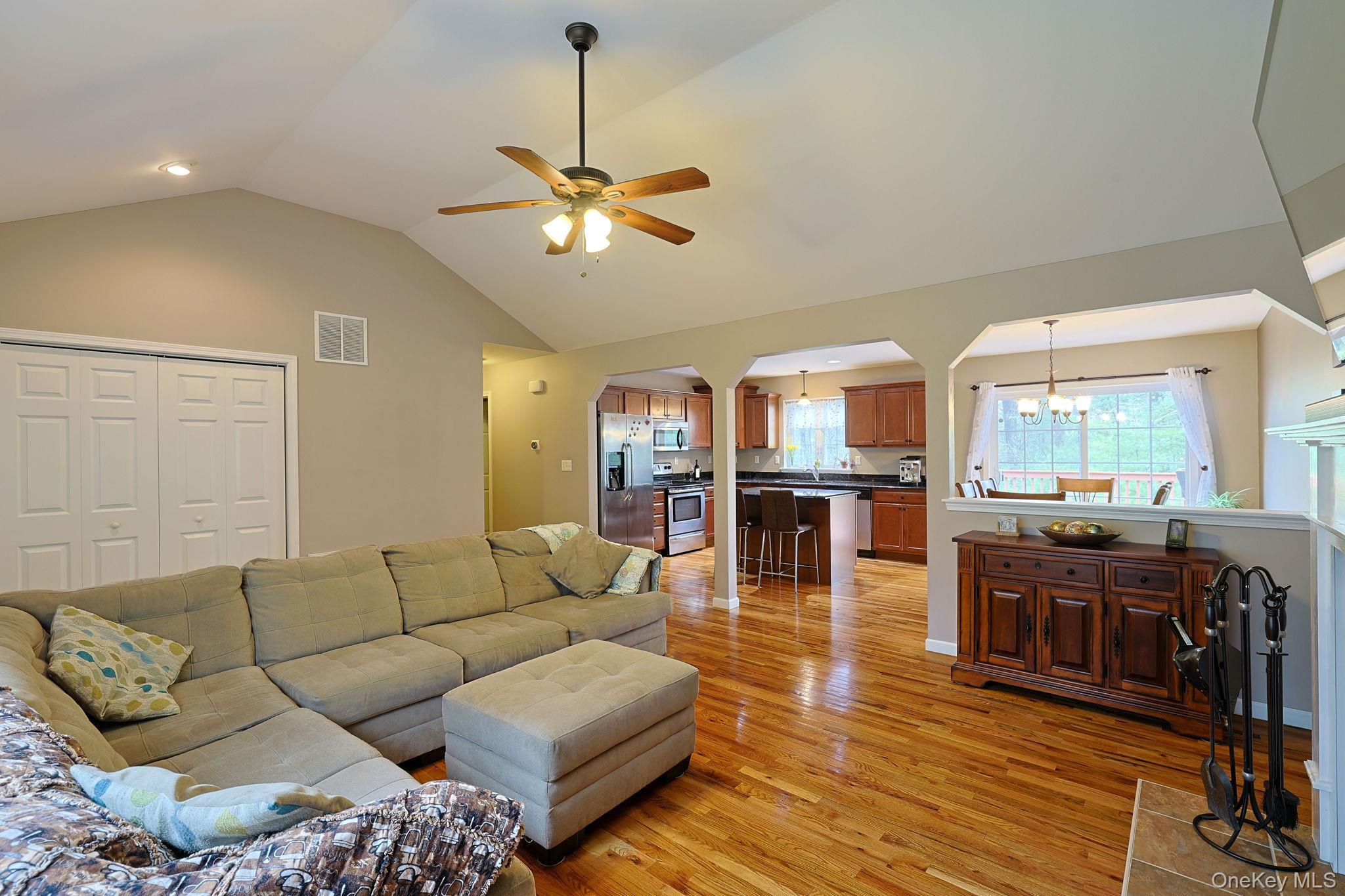 Single Family Forestburgh  Sullivan County, NY 12737, MLS-981037-5