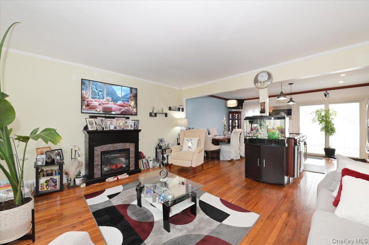 Single Family Beebe  Nassau County, NY 11550, MLS-981043-5