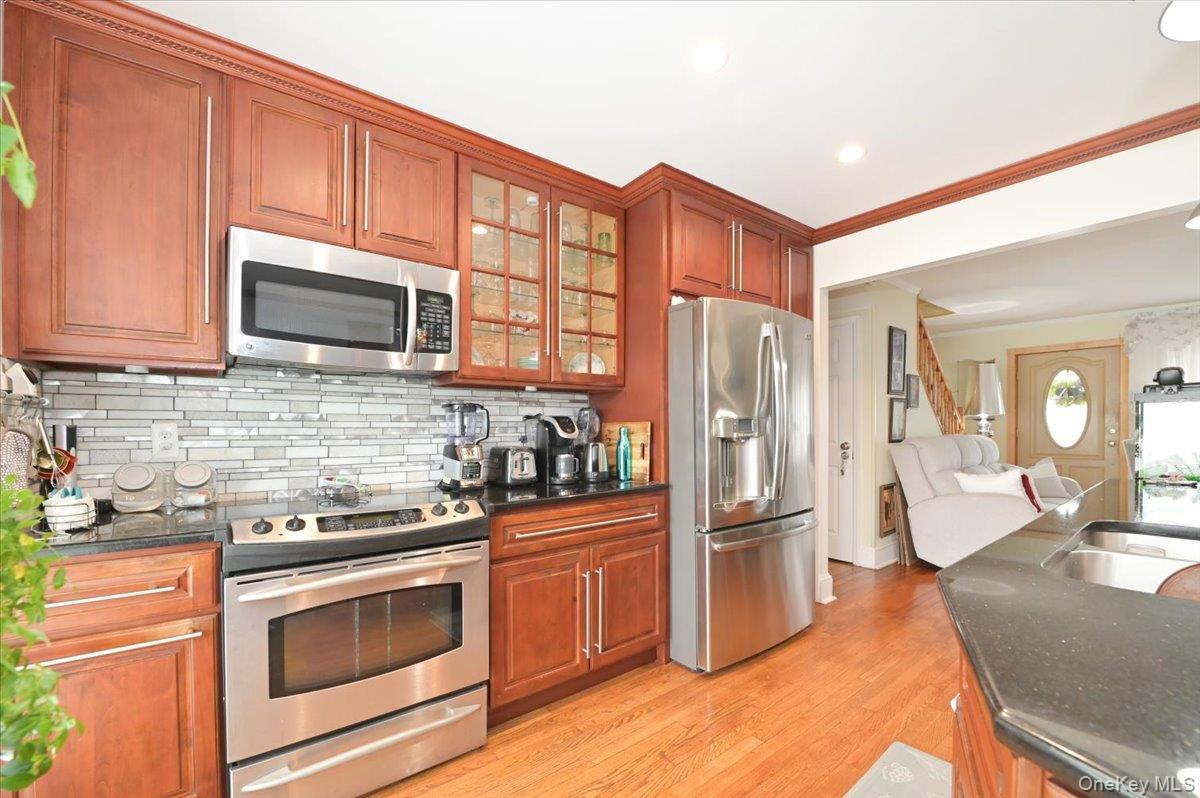 Single Family Beebe  Nassau County, NY 11550, MLS-981043-8