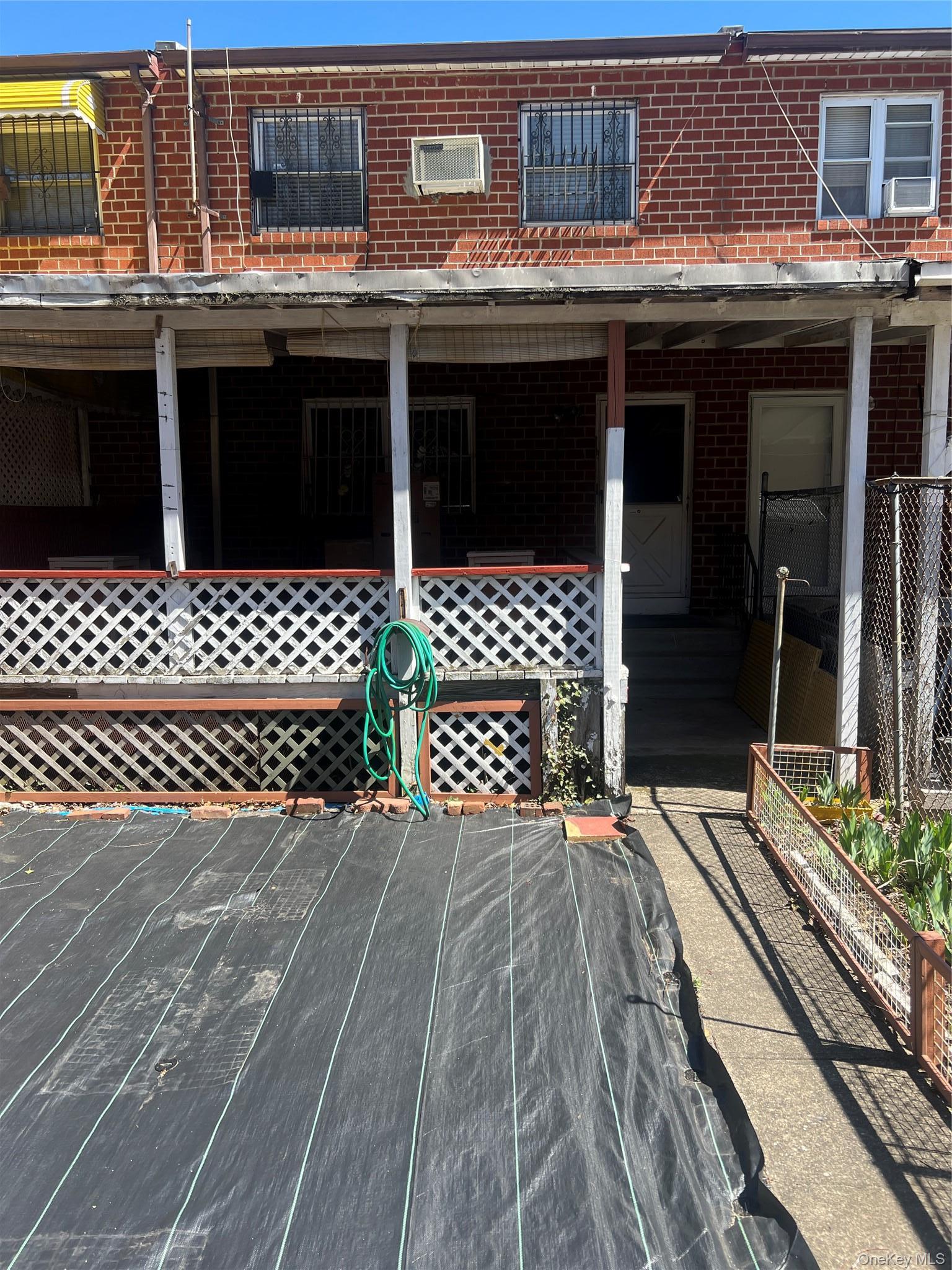 Single Family Christopher  Brooklyn, NY 11212, MLS-981044-15