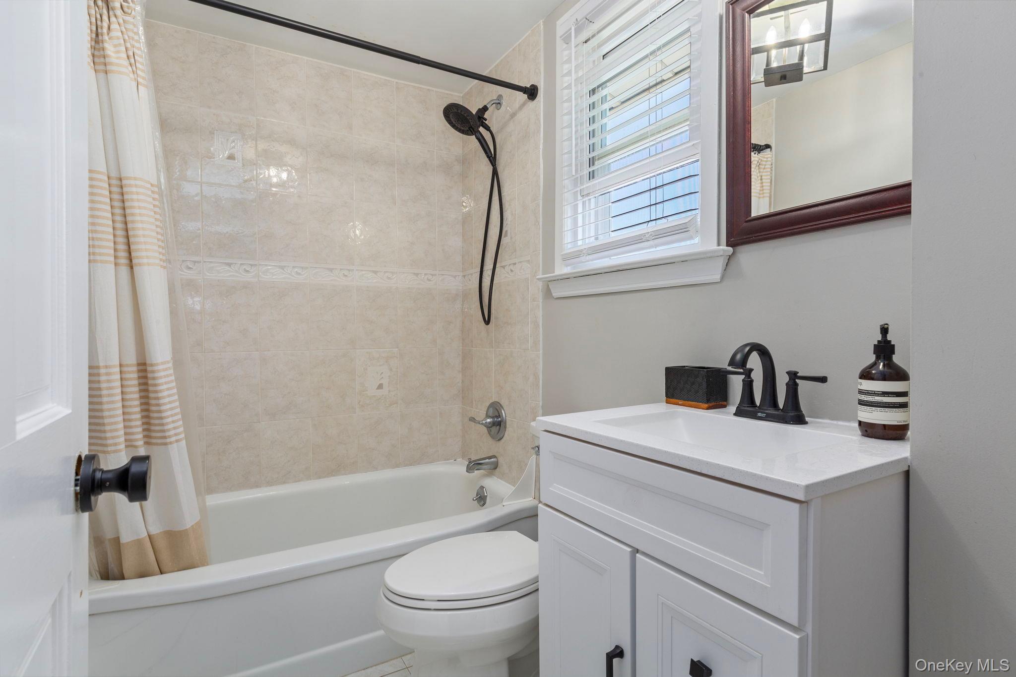 Single Family Clubhouse  Nassau County, NY 11710, MLS-981048-12