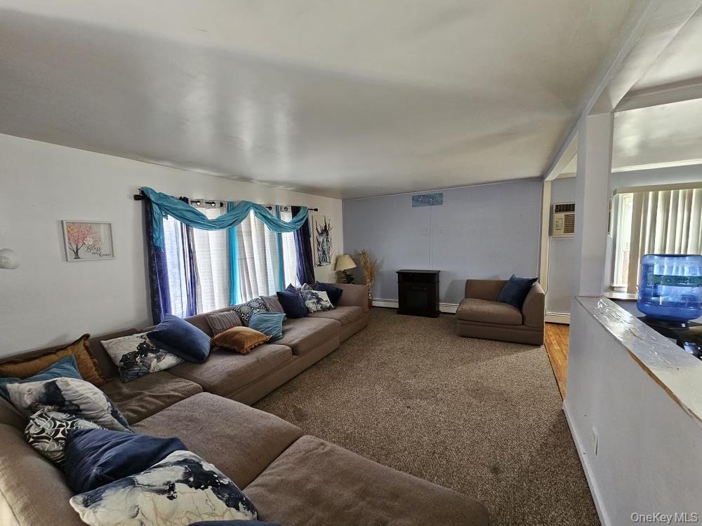 Single Family Ireland  Suffolk County, NY 11726, MLS-981084-3