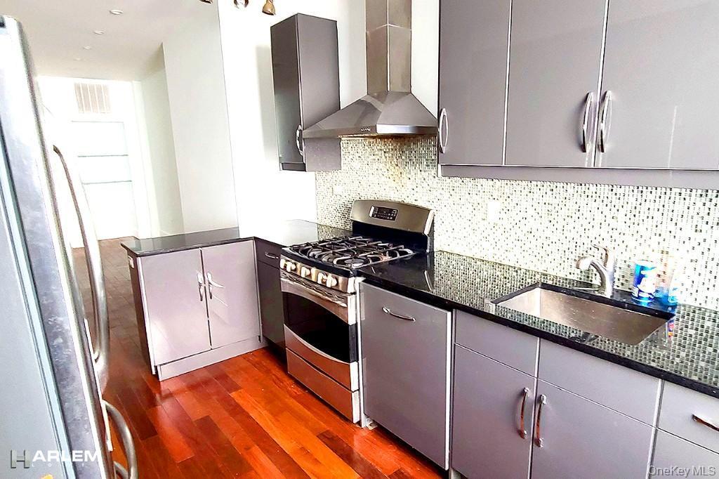 Single Family Adam C Powell  Manhattan, NY 10030, MLS-981089-10