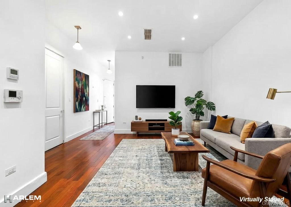 Single Family Adam C Powell  Manhattan, NY 10030, MLS-981089-4