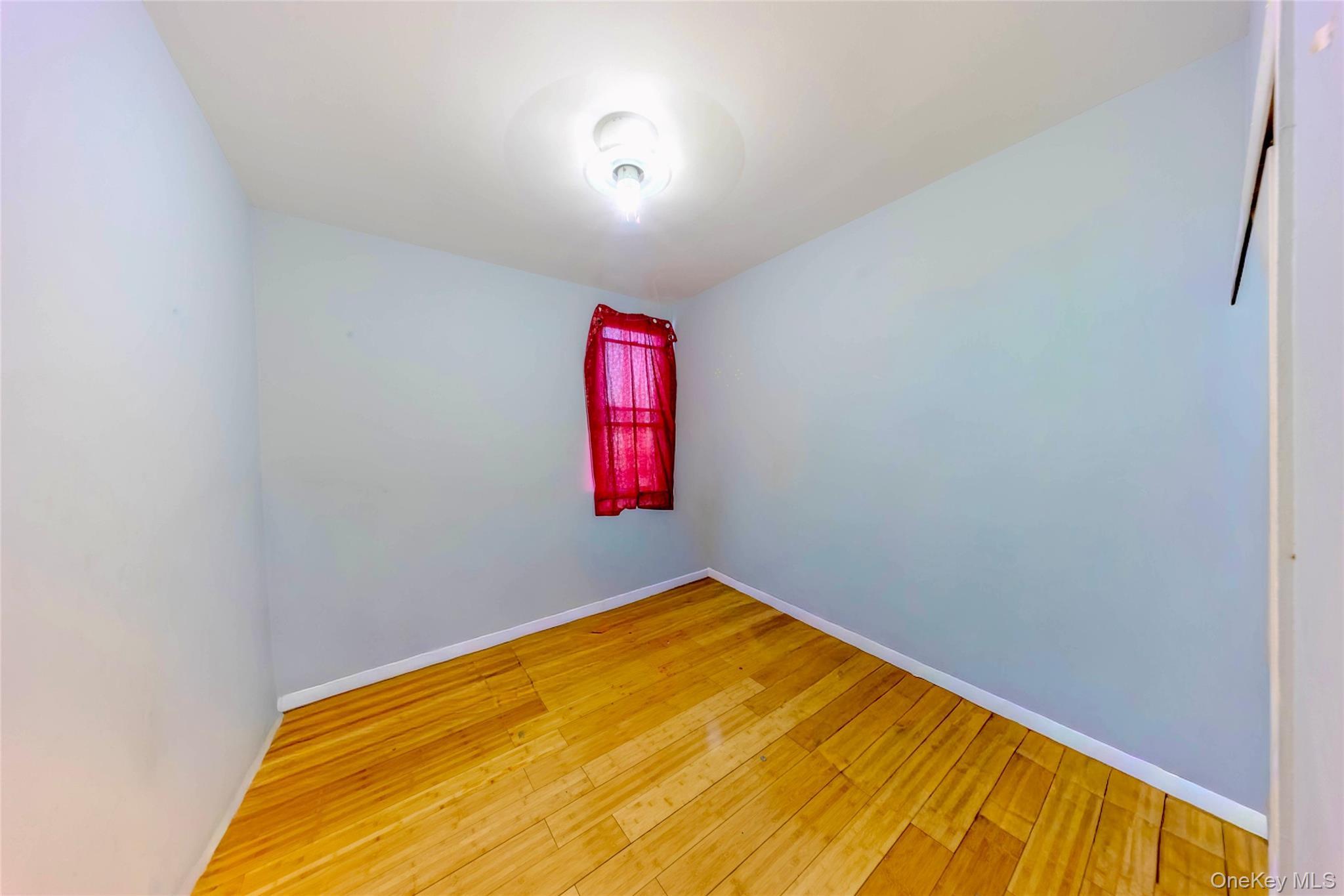 Single Family Glover  Bronx, NY 10462, MLS-981119-18