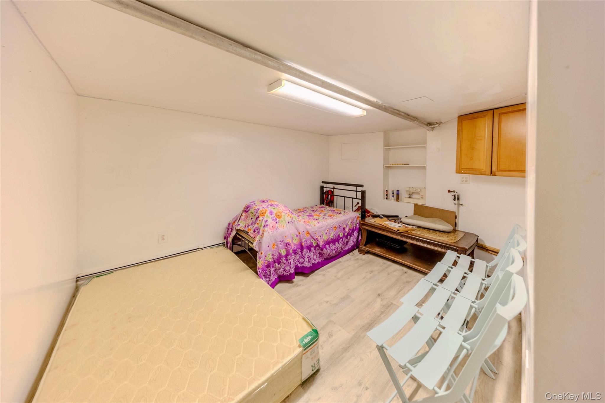 Single Family Glover  Bronx, NY 10462, MLS-981119-29