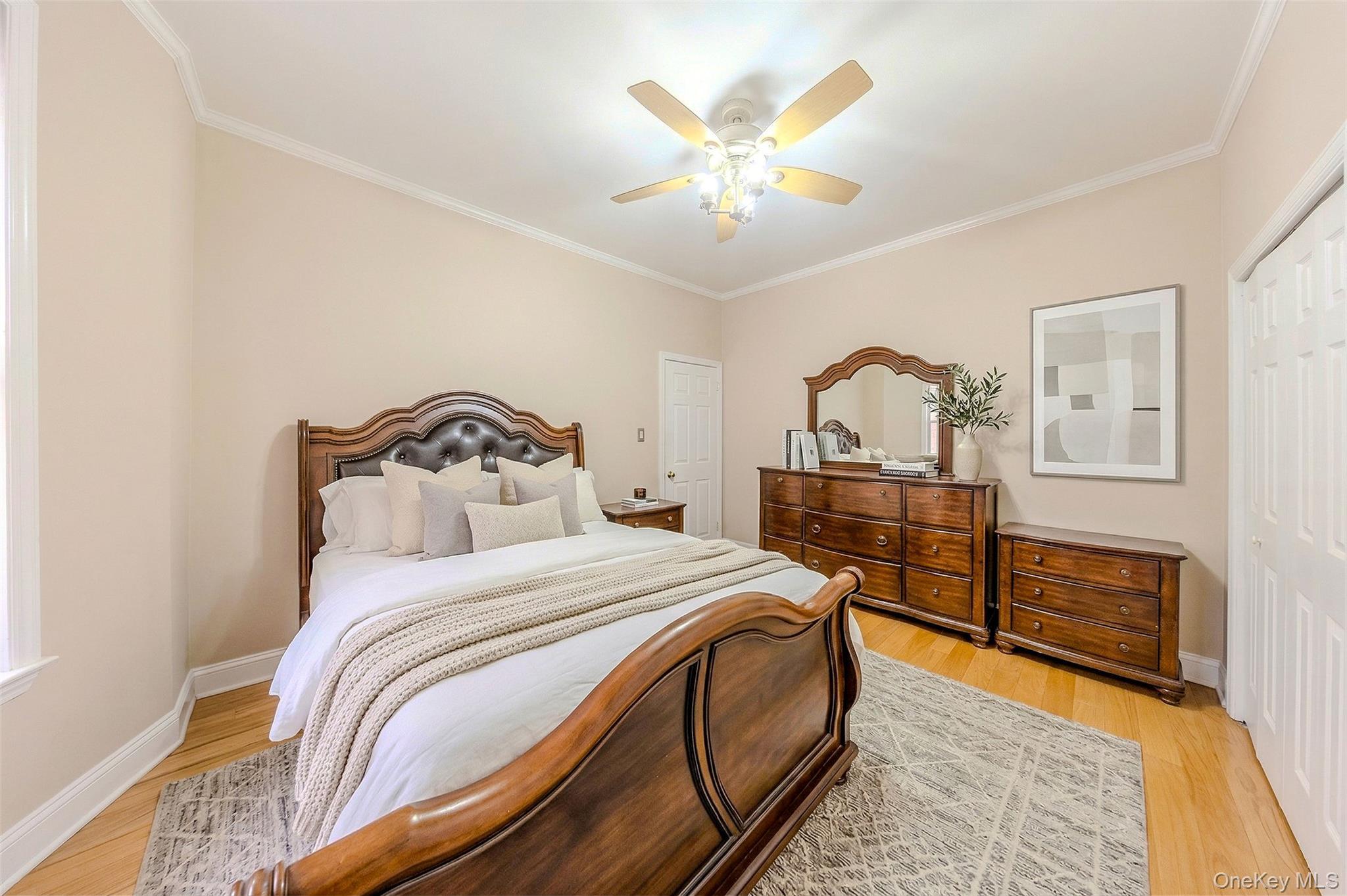 Single Family Glover  Bronx, NY 10462, MLS-981119-7