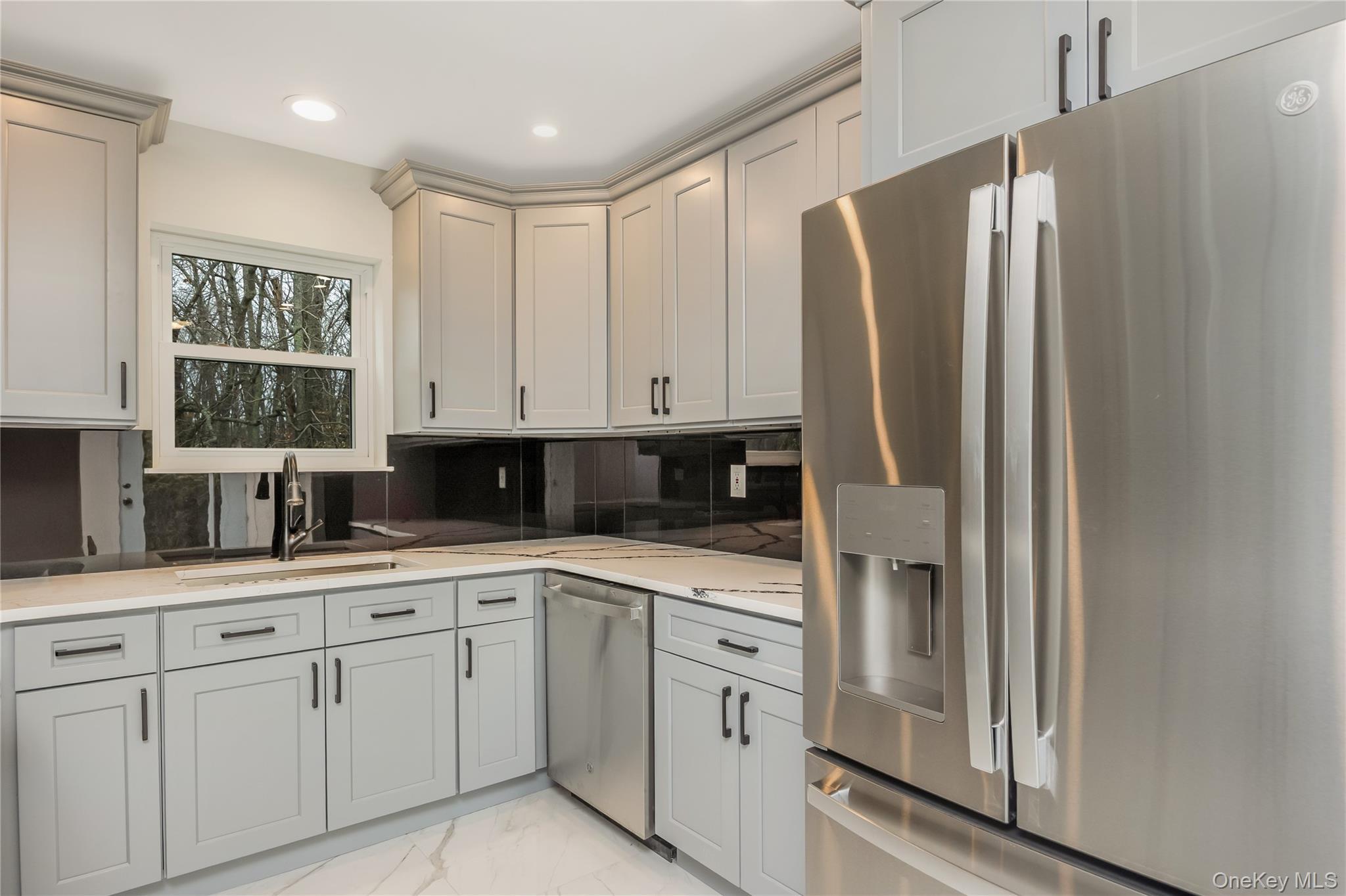 Single Family Buckskin  Suffolk County, NY 11901, MLS-981123-11