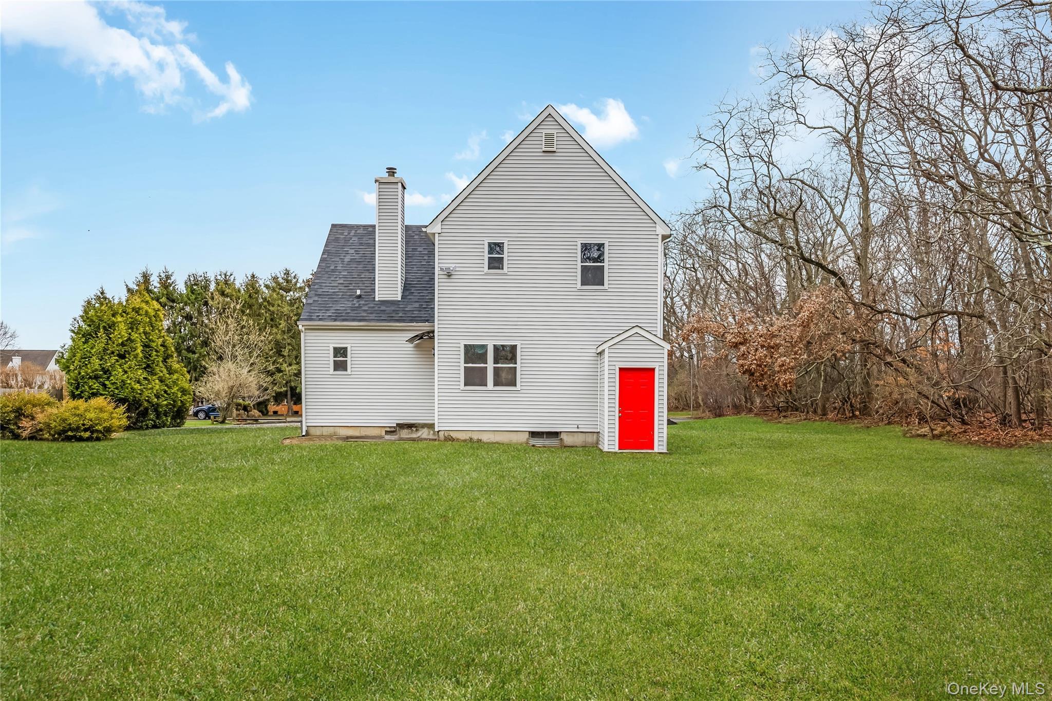 Single Family Buckskin  Suffolk County, NY 11901, MLS-981123-29