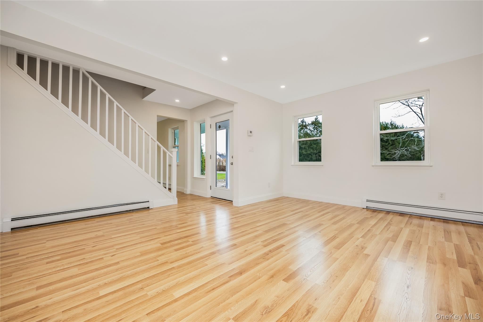 Single Family Buckskin  Suffolk County, NY 11901, MLS-981123-4