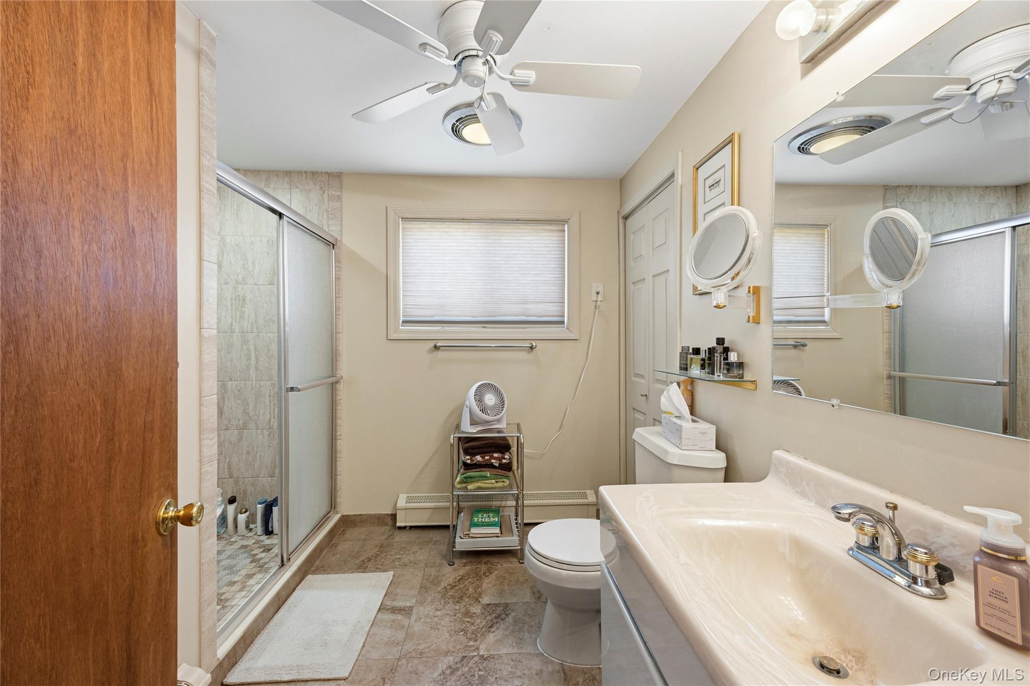 Single Family Link  Nassau County, NY 11801, MLS-981127-27