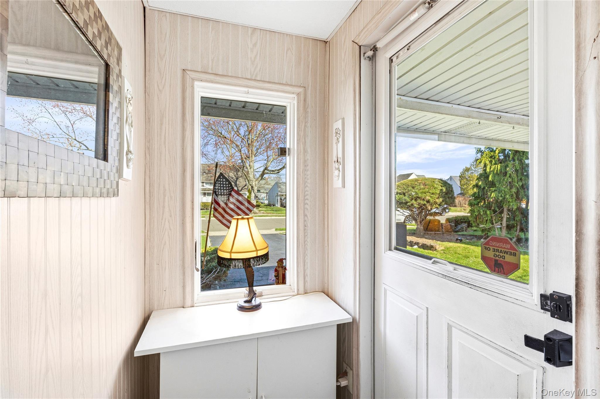 Single Family Link  Nassau County, NY 11801, MLS-981127-4