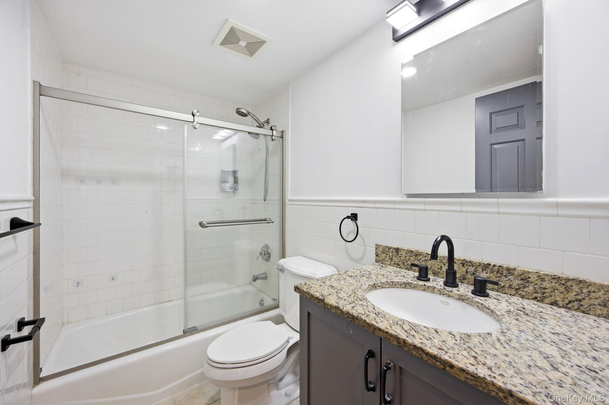 Condo Magnolia  Queens, NY 11417, MLS-981131-17