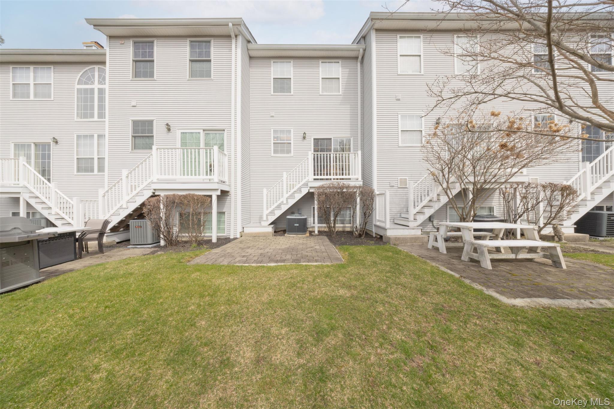 Condo Cragmere  Rockland County, NY 10954, MLS-981141-14