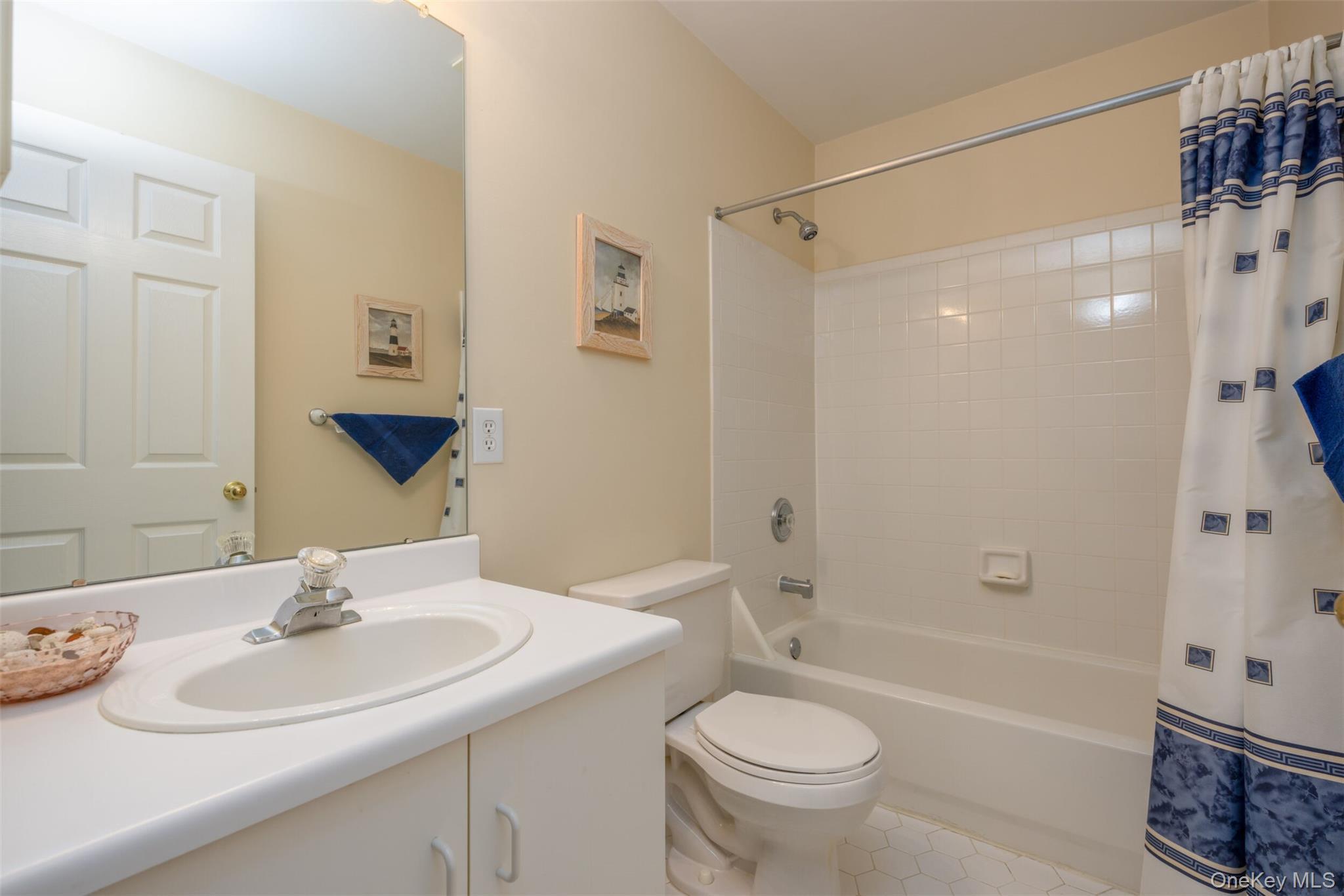 Condo Cragmere  Rockland County, NY 10954, MLS-981141-18