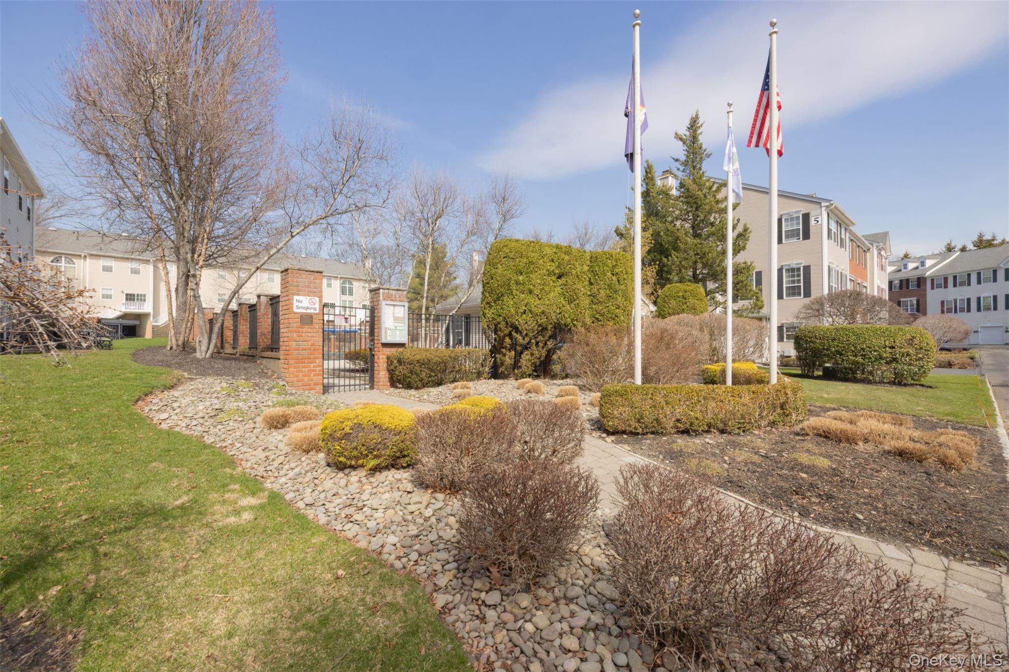 Condo Cragmere  Rockland County, NY 10954, MLS-981141-24