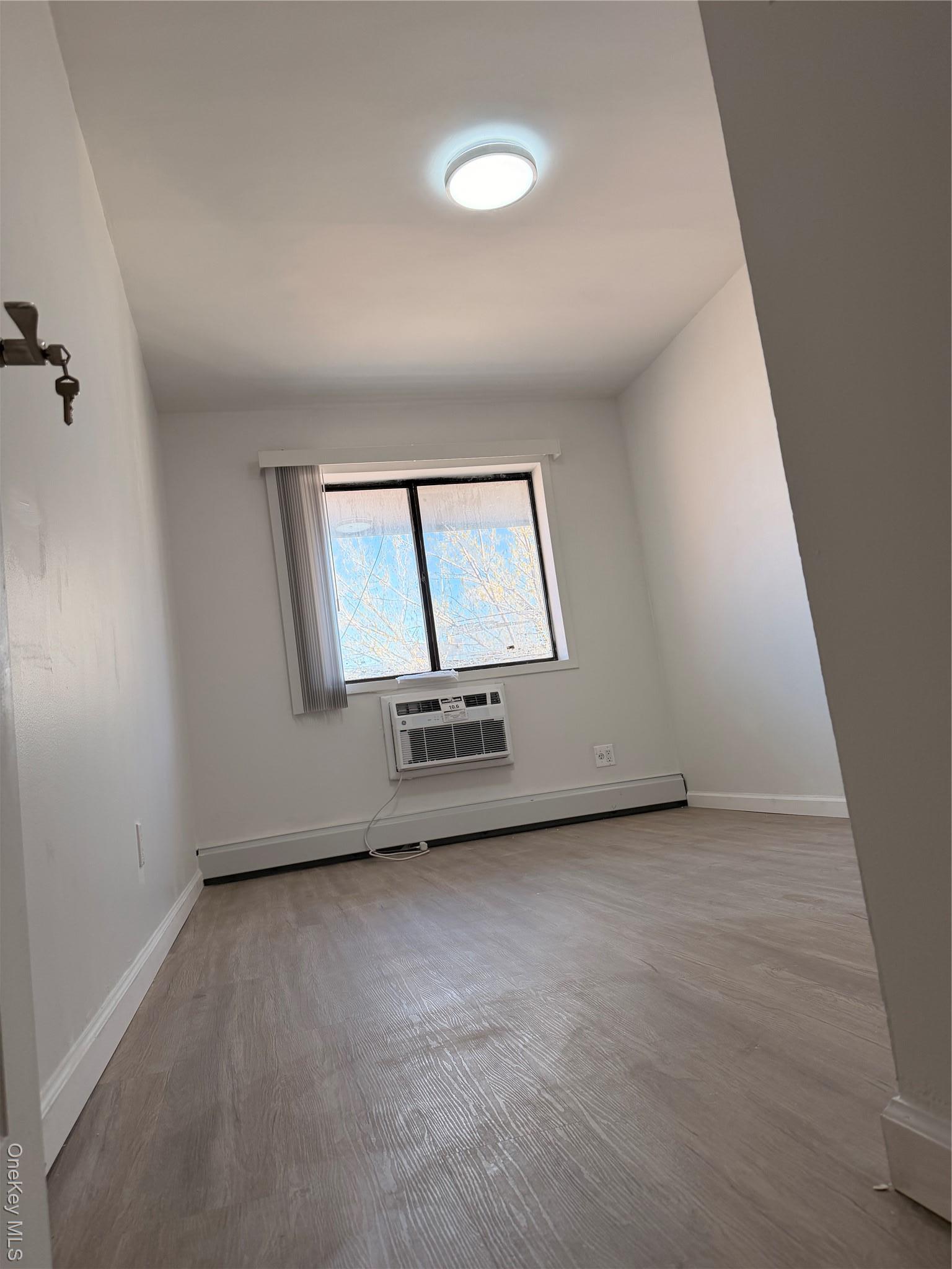 Condo 37th Queens, NY 11354, MLS-981150-4