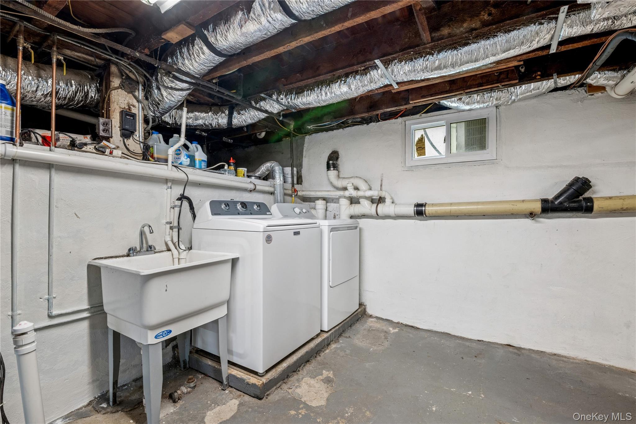 Single Family Ocean  Nassau County, NY 11565, MLS-981152-28