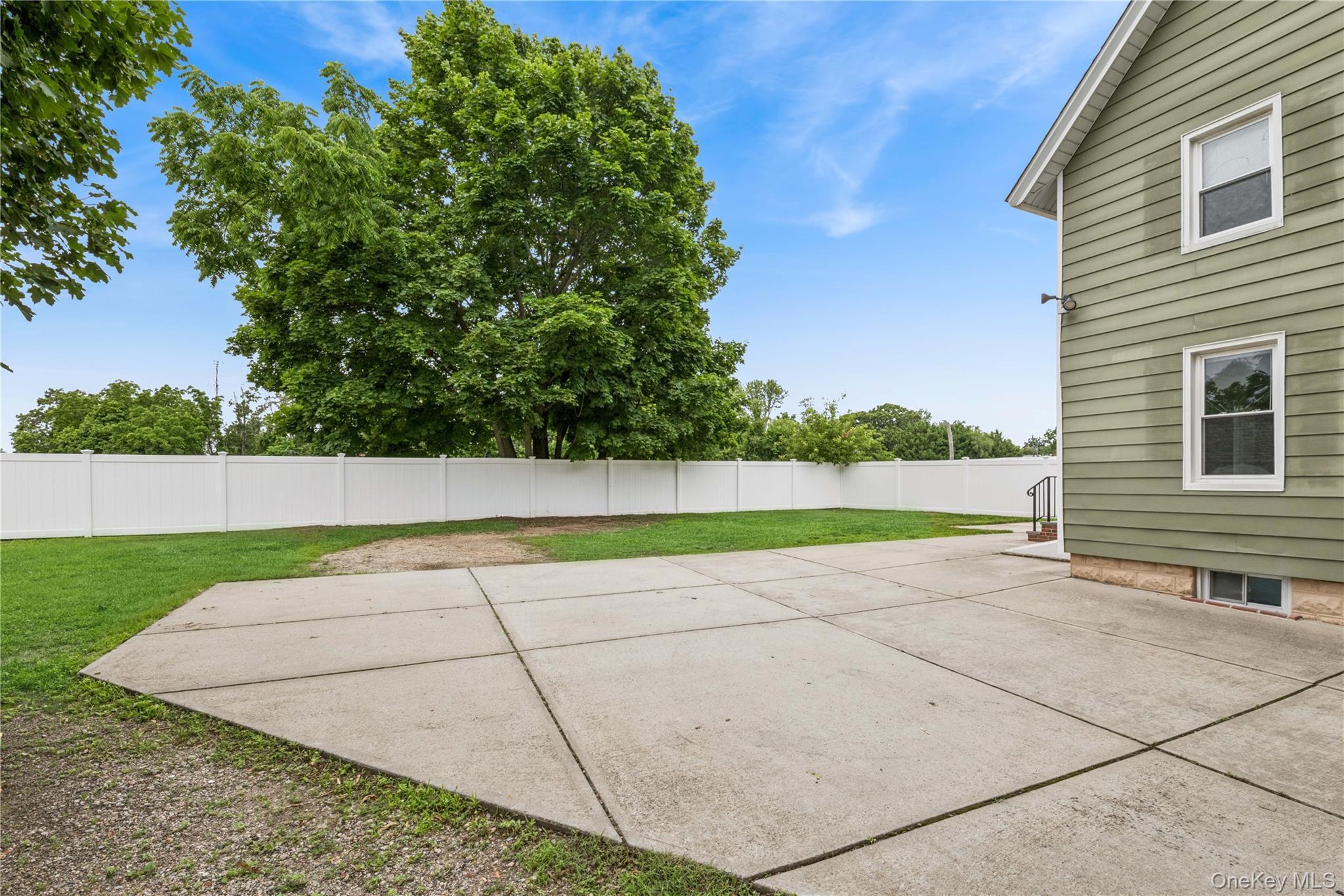 Single Family Ocean  Nassau County, NY 11565, MLS-981152-32