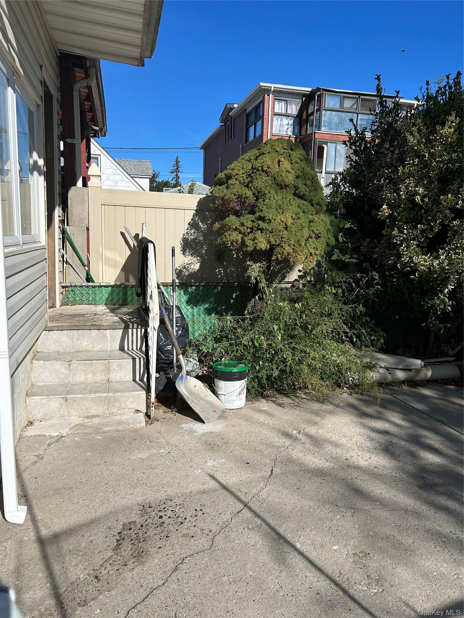 Single Family 202nd Queens, NY 11361, MLS-981158-3