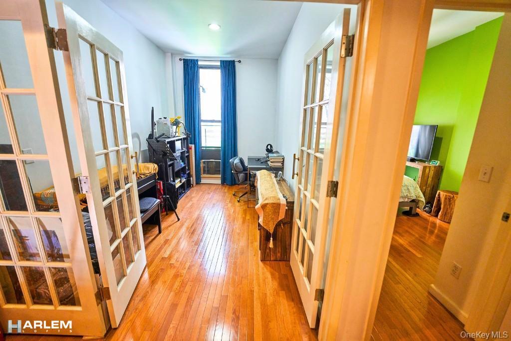 Single Family W 162nd  Manhattan, NY 10032, MLS-981159-13