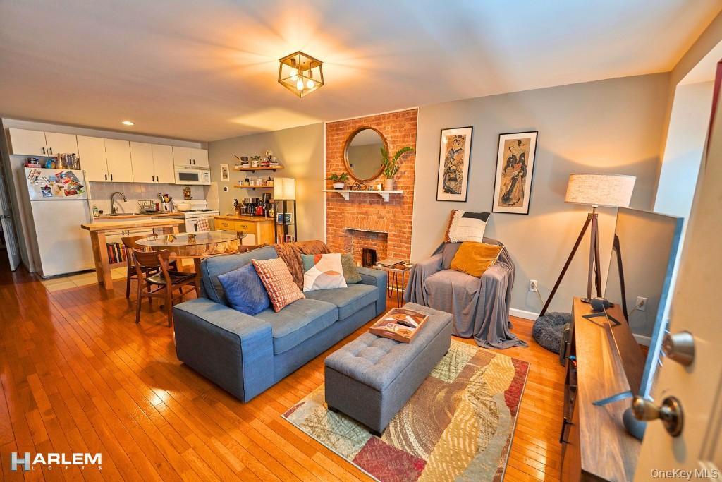 Single Family W 162nd  Manhattan, NY 10032, MLS-981159-14