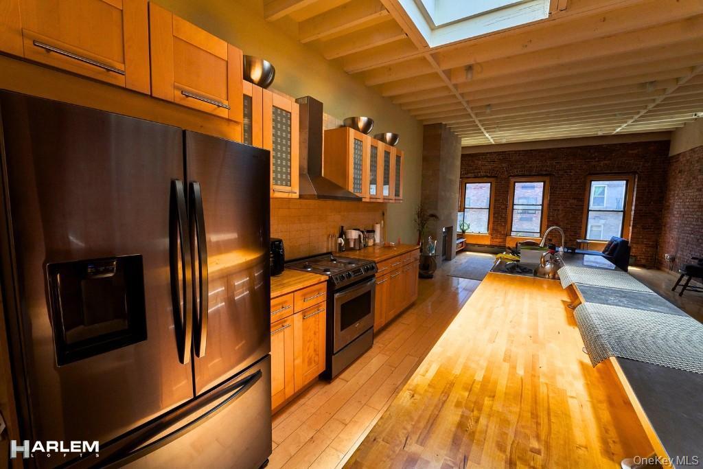 Single Family W 162nd  Manhattan, NY 10032, MLS-981159-5