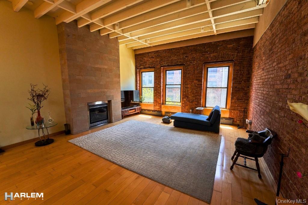 Single Family W 162nd  Manhattan, NY 10032, MLS-981159-6