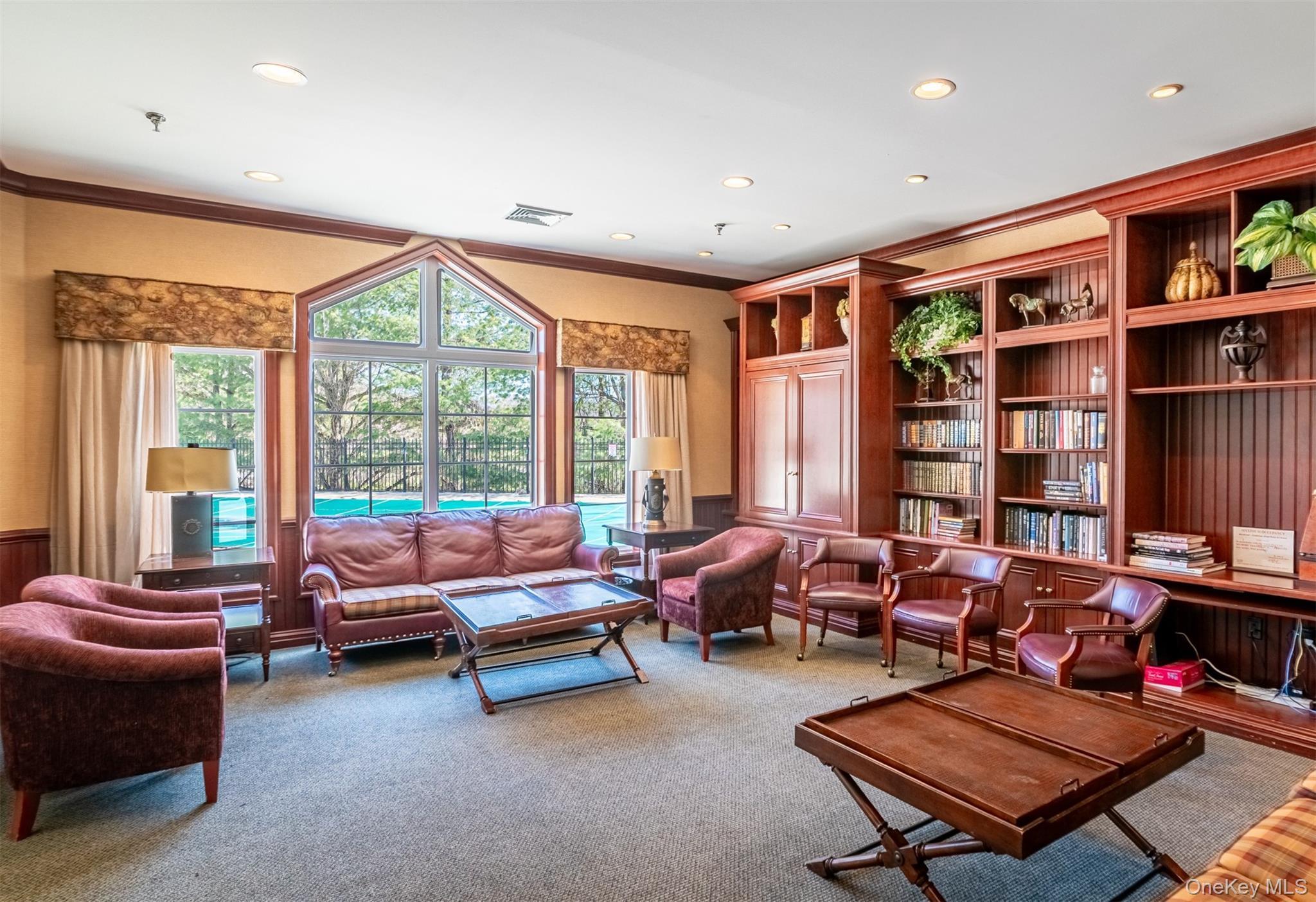 Condo Woodcrest Westchester County, NY 10549, MLS-981169-21