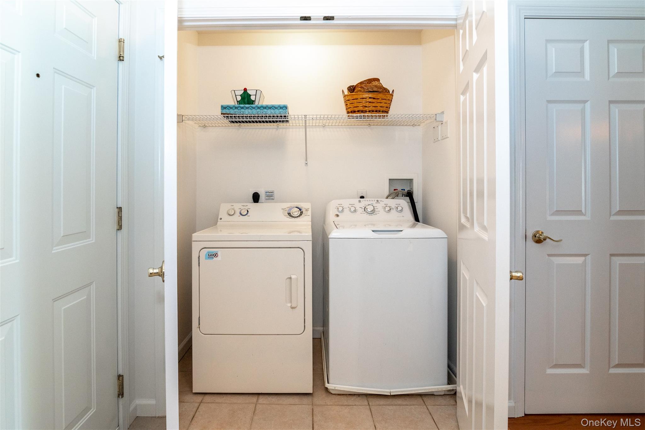 Condo Woodcrest Westchester County, NY 10549, MLS-981169-6