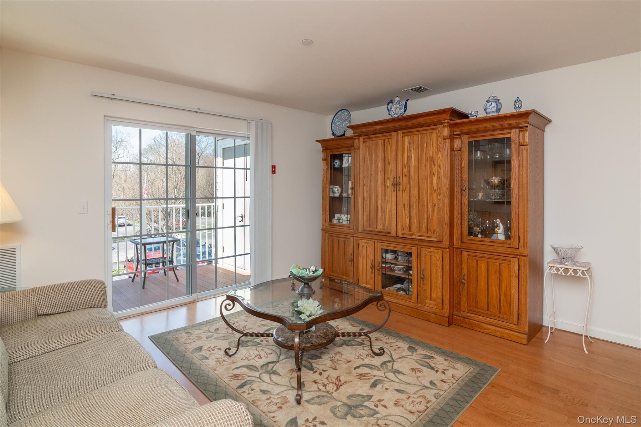 Condo Woodcrest Westchester County, NY 10549, MLS-981169-9