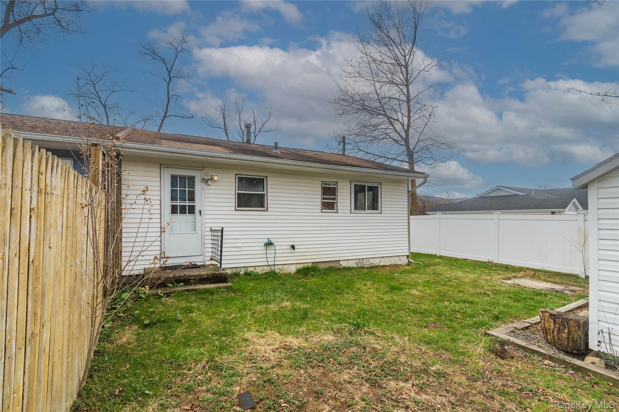 Single Family Lafayette  Orange County, NY 12553, MLS-981186-20