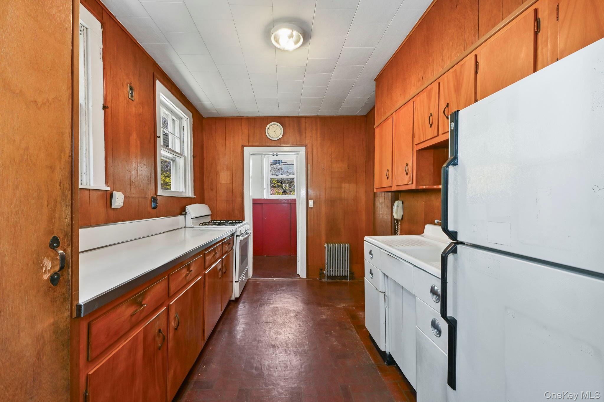 Single Family Sherwood Westchester County, NY 10538, MLS-981217-11